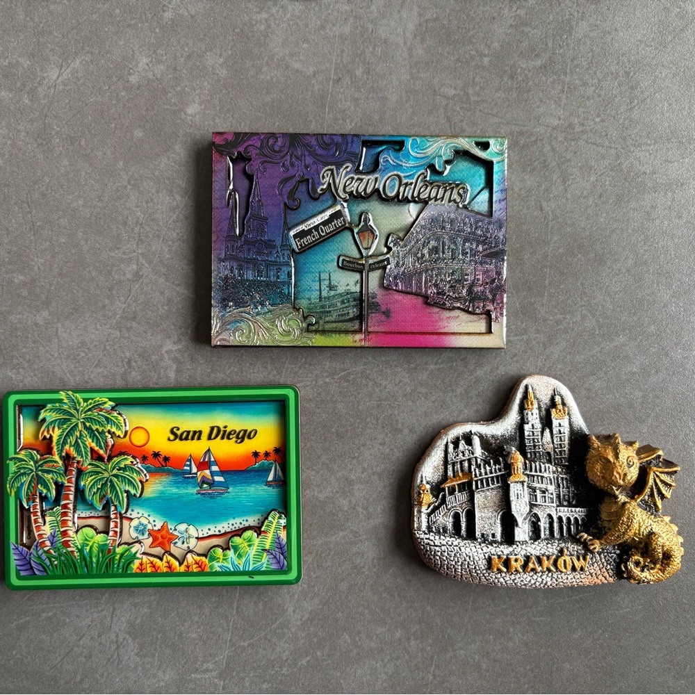 Colorful City Magnet Set travel souvenir from New Orleans, San Diego, Krakow. - Picture 2 of 6